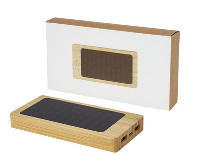 Power bank a energia solare da 8000 mAh in bamb&ugrave; 